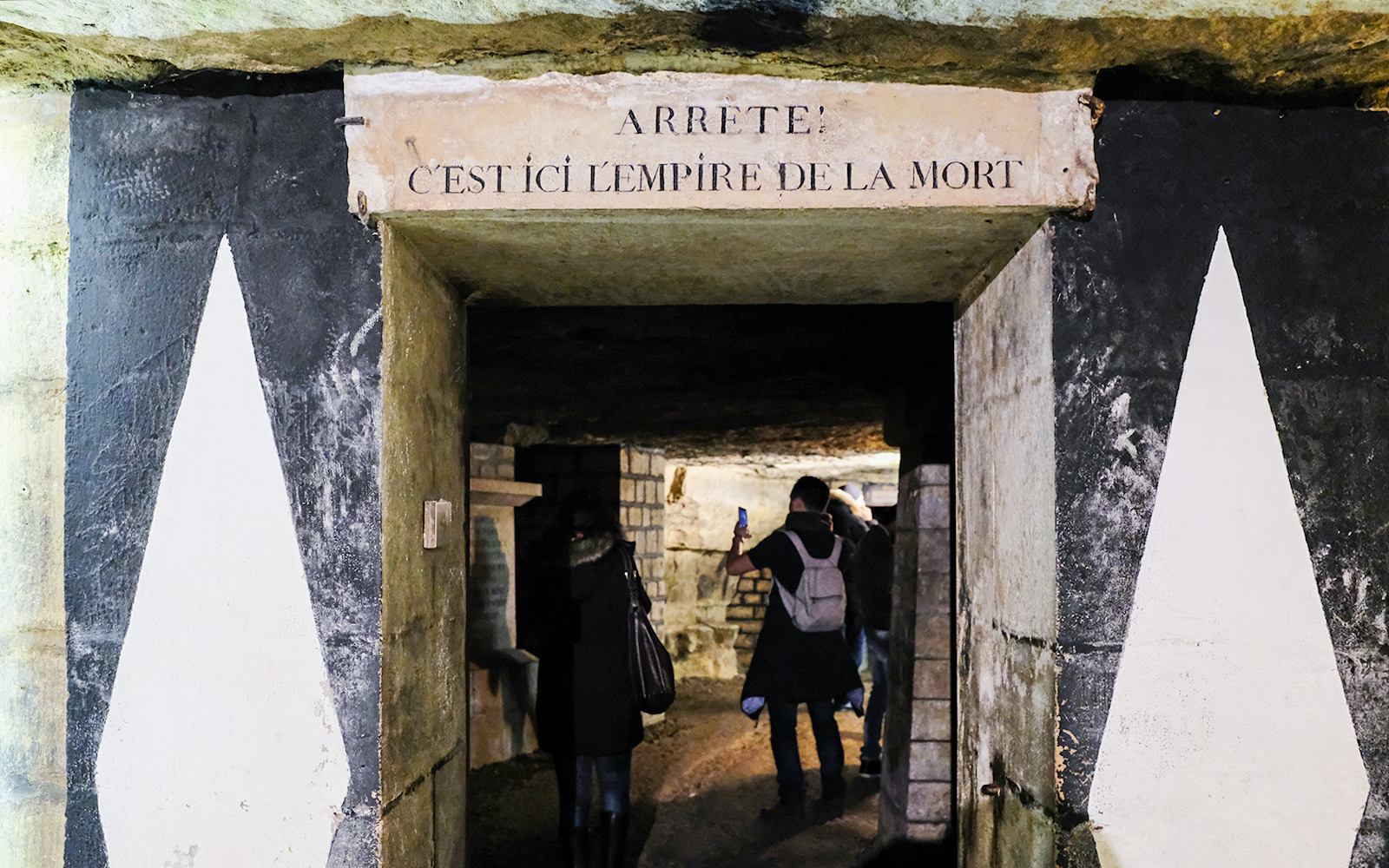Entrance area connected to a visit to the Paris Catacombs